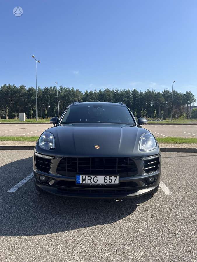 Porsche Macan - 8