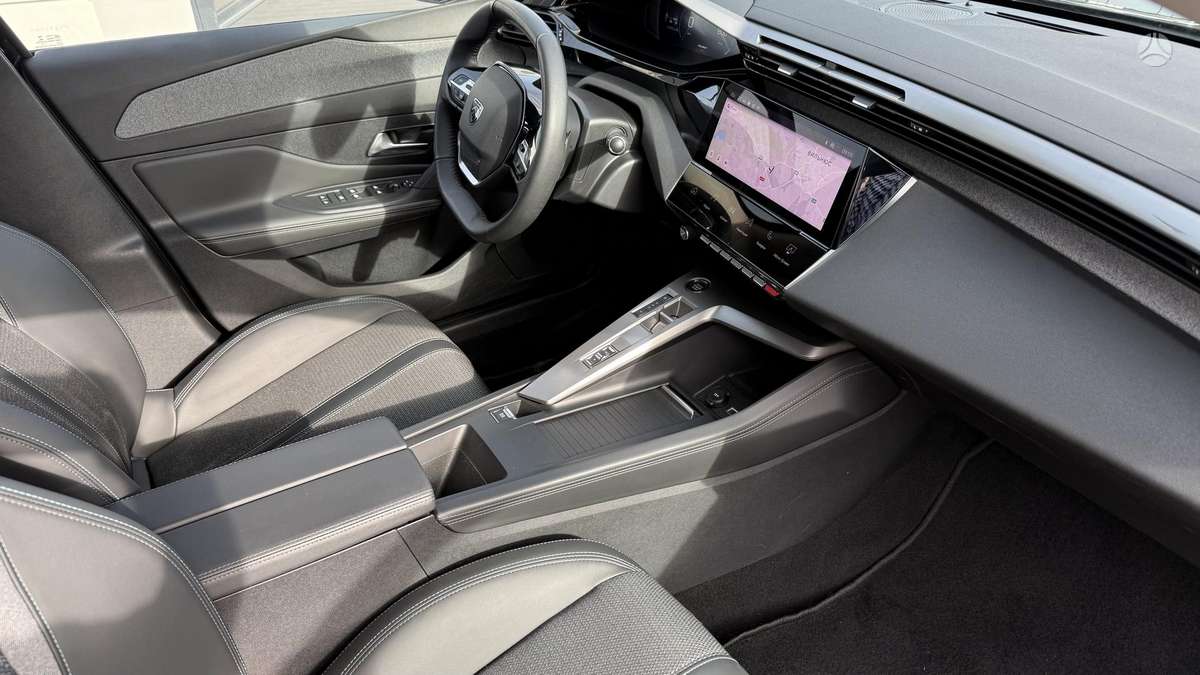 Peugeot 308, 1.2 l., Универсал
