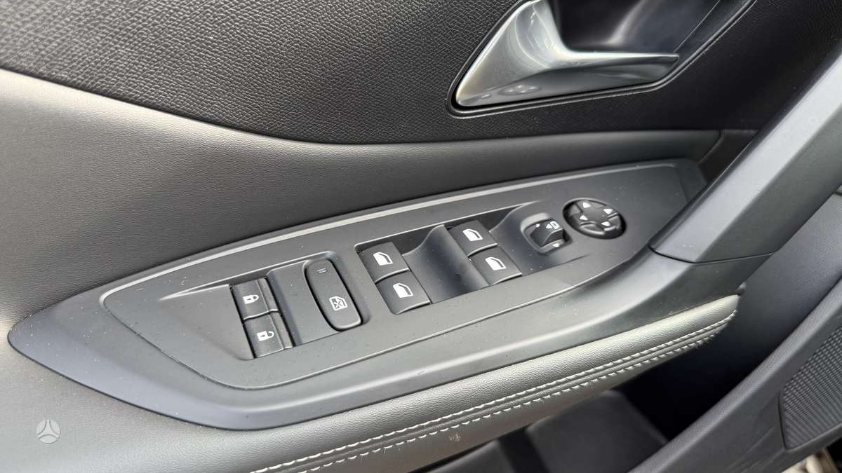 Peugeot 308, 1.2 l., Универсал
