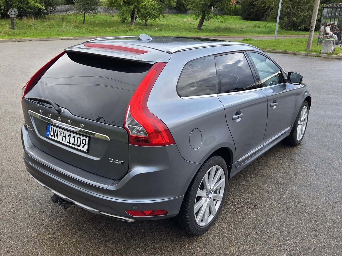 Volvo XC60 - 11