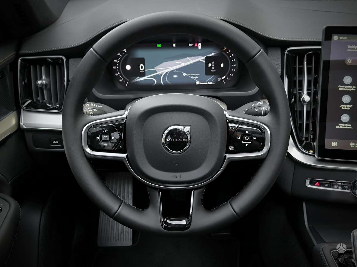 Volvo XC90 - 10
