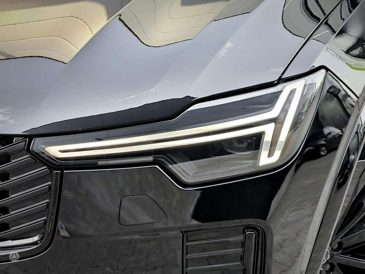 Volvo XC90 - 3