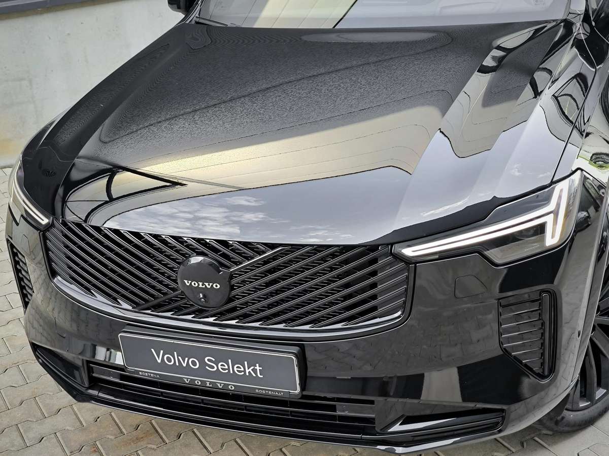 Volvo XC90 - 2