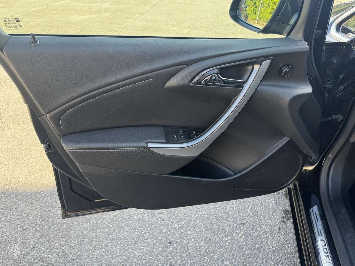 Opel Astra, 1.6 l., hatchback