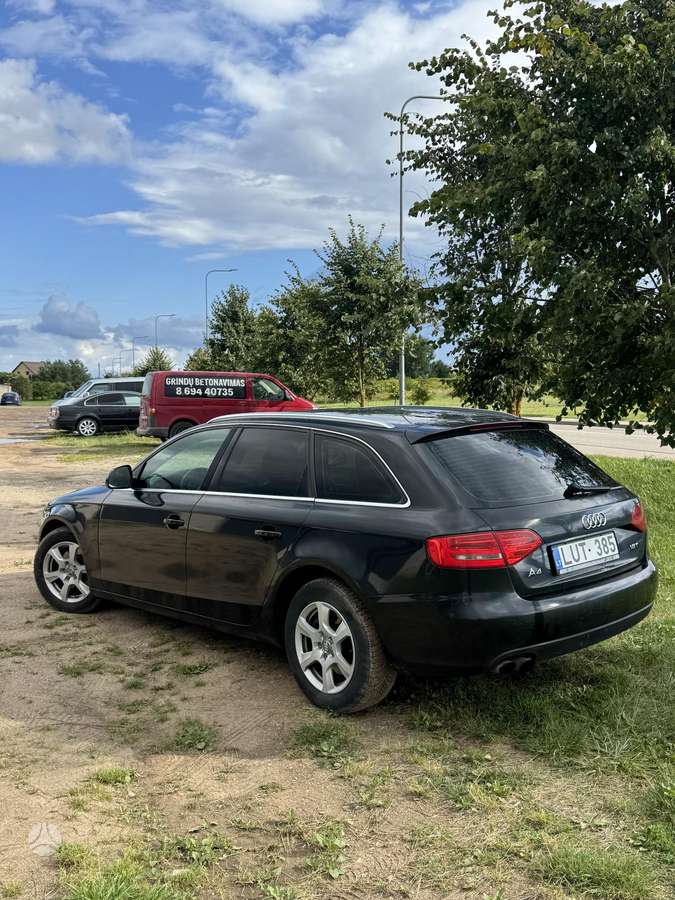 Audi A4, 1.8 l., Универсал