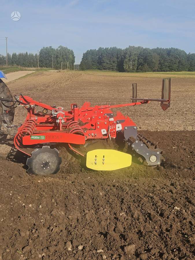 LKMZ DUCAT-4M, žemės dirbimo / ruošimo technika