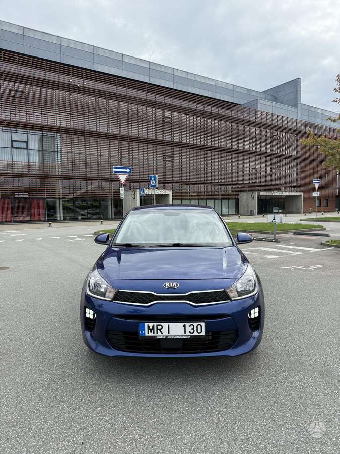 Kia Rio, 1.6 l., Седан