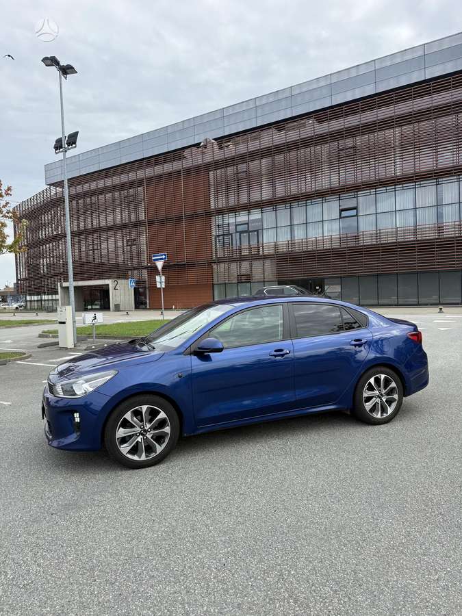 Kia Rio, 1.6 l., Седан
