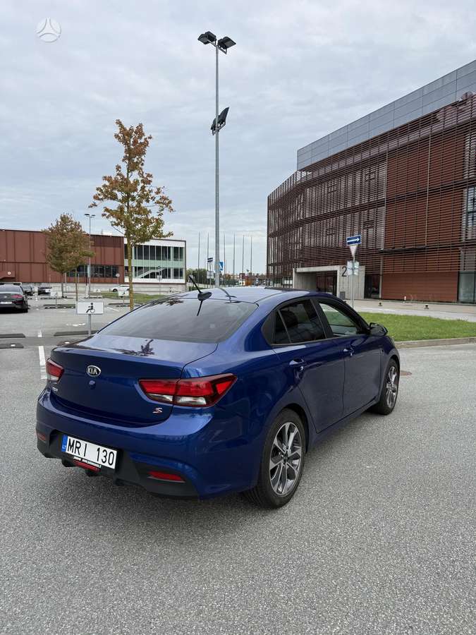 Kia Rio, 1.6 l., Седан