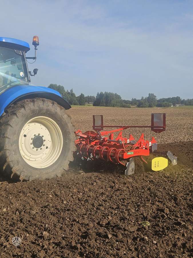 LKMZ DUCAT-4M, žemės dirbimo / ruošimo technika