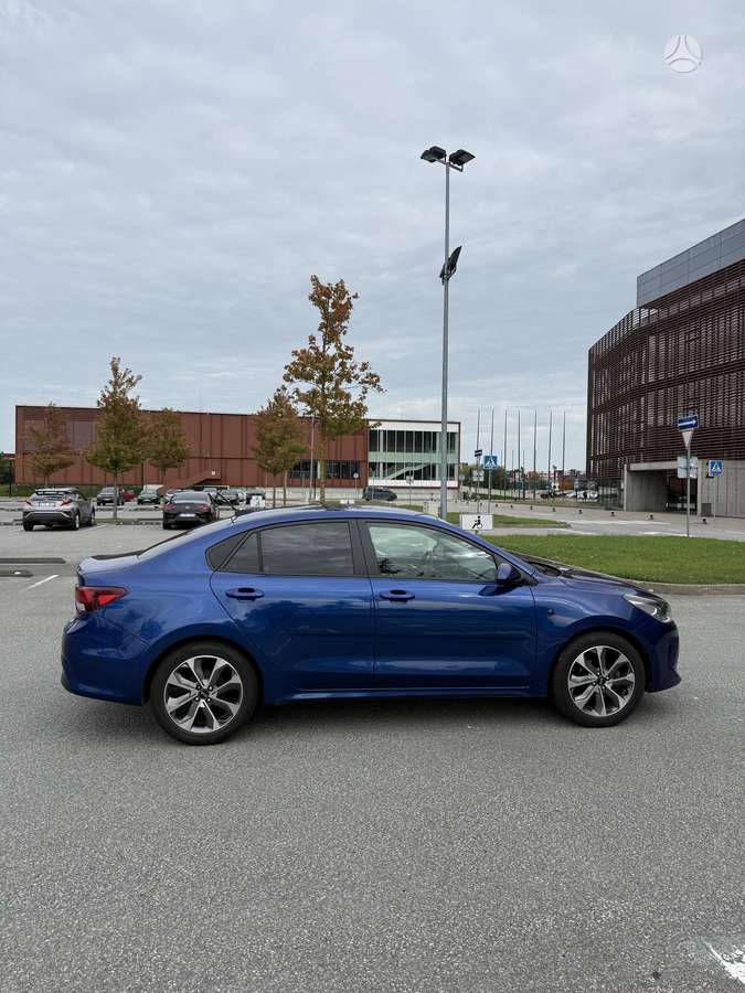 Kia Rio, 1.6 l., Седан