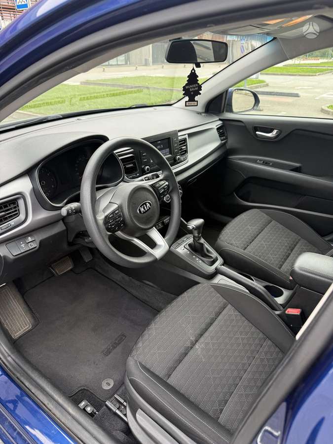 Kia Rio, 1.6 l., Седан