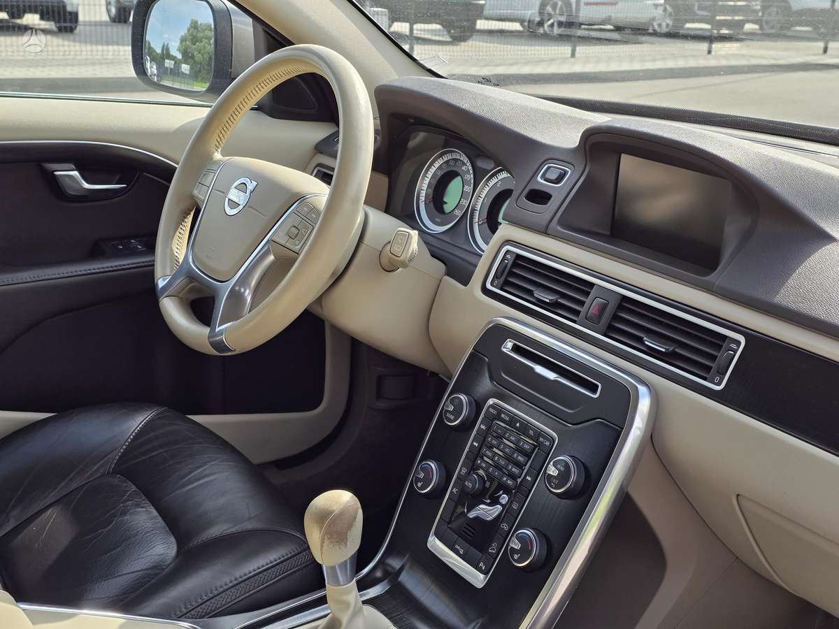 Volvo XC70, 2.4 l., Универсал