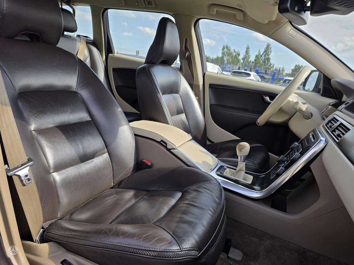 Volvo XC70, 2.4 l., Универсал