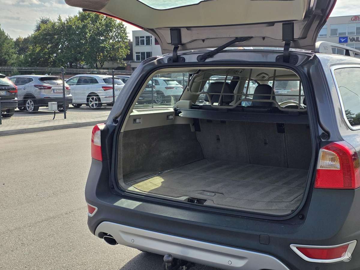 Volvo XC70, 2.4 l., Универсал