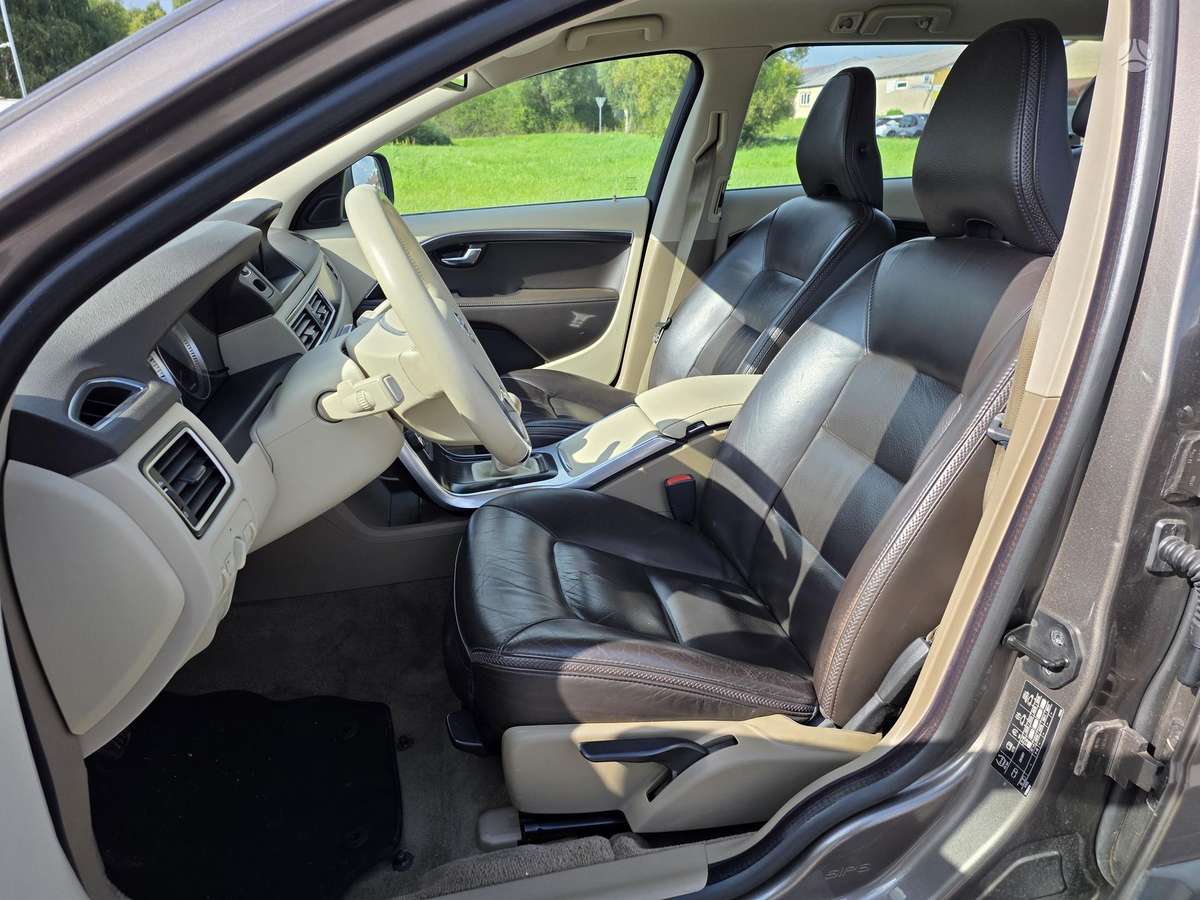 Volvo XC70, 2.4 l., Универсал
