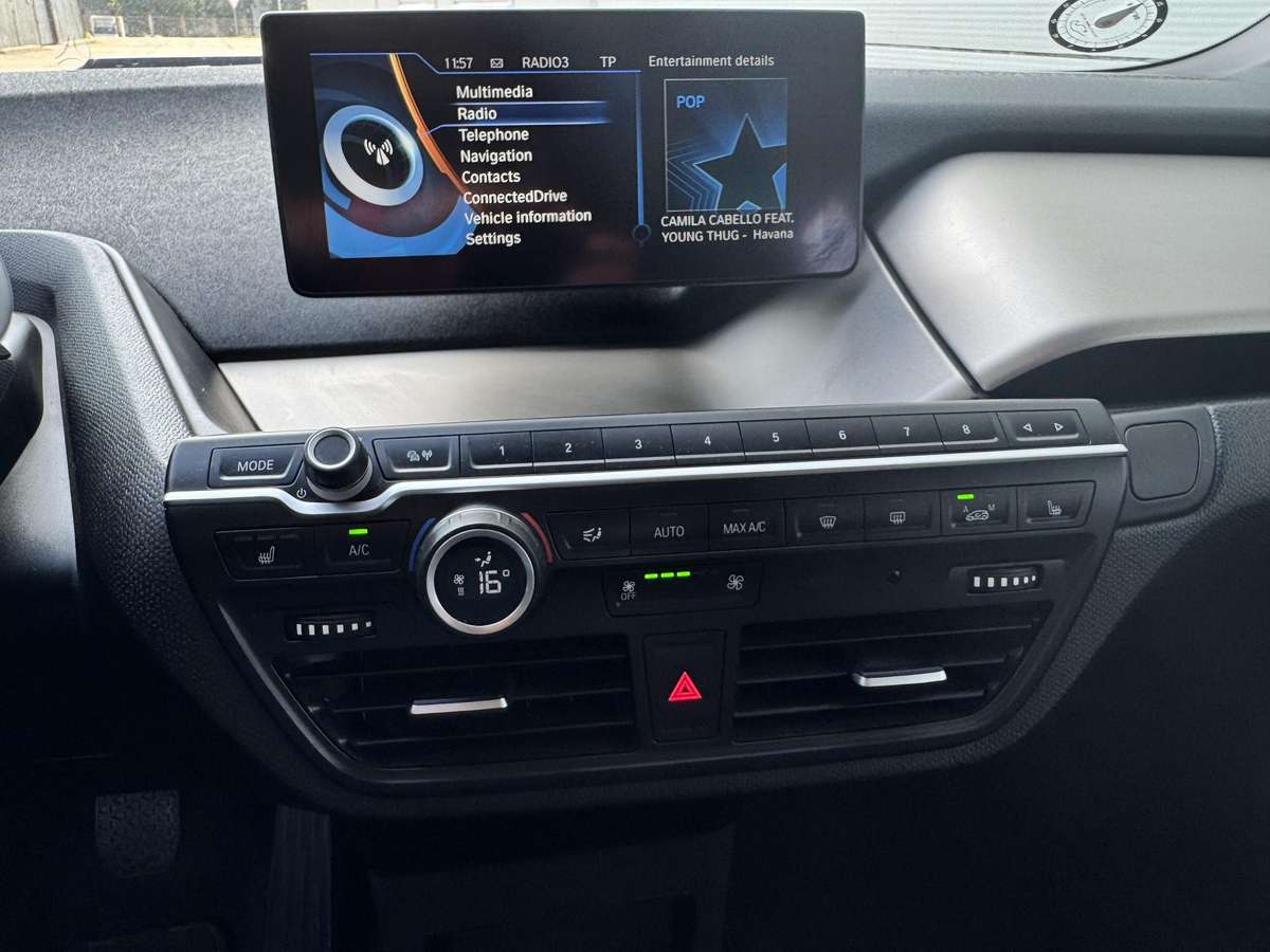 BMW i3, 23 kWh, hatchback