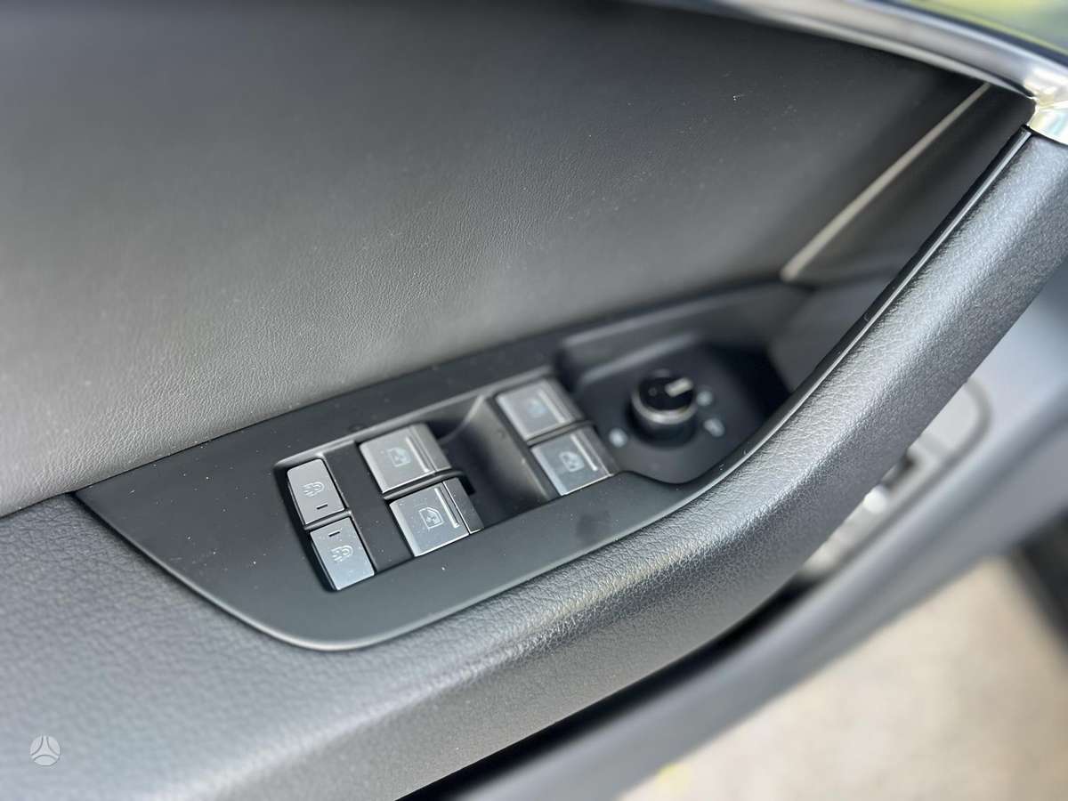 Audi A6, 2.0 l., universalas