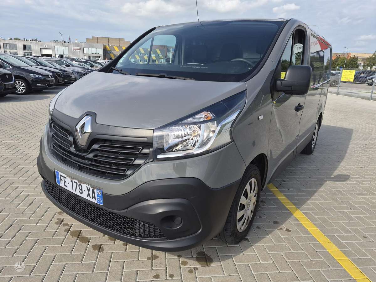 Renault Trafic - 2