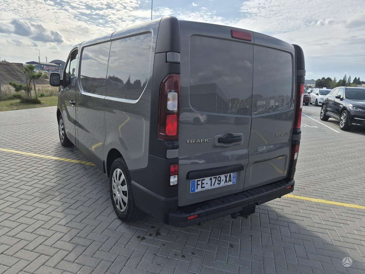 Renault Trafic - 8