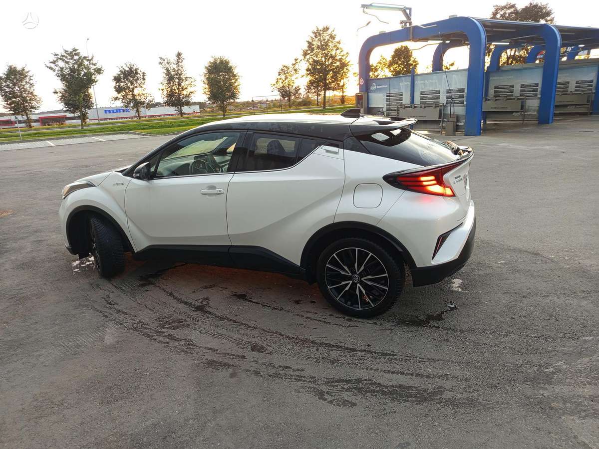 Toyota C-HR - 2