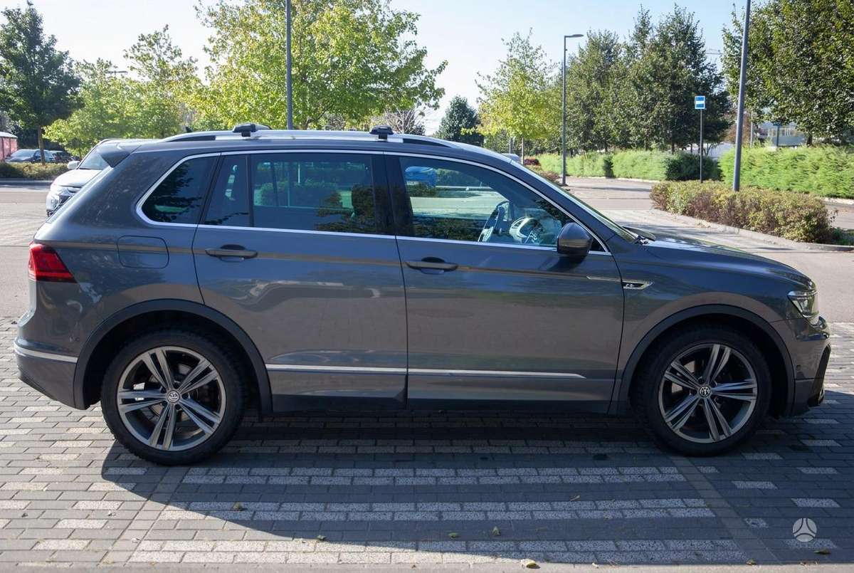 Volkswagen Tiguan - 6