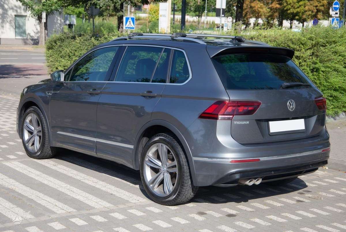 Volkswagen Tiguan - 3