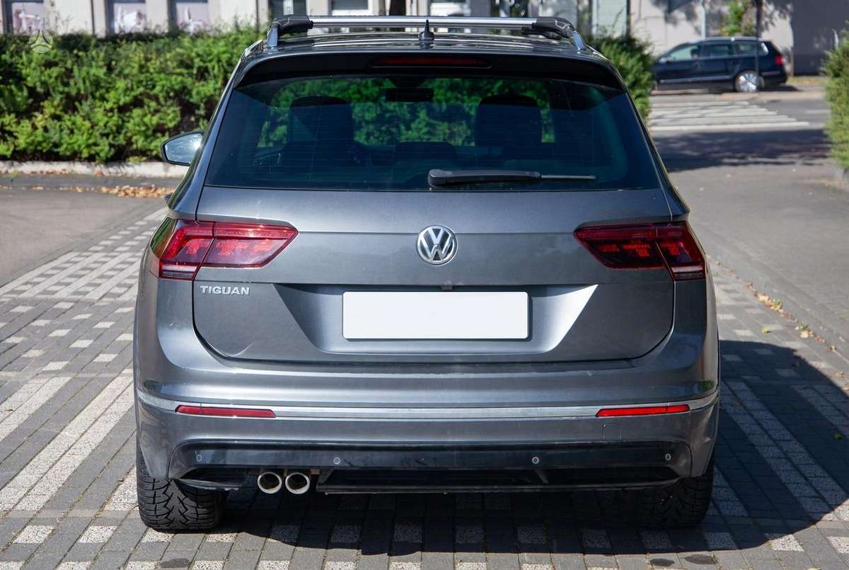 Volkswagen Tiguan - 4