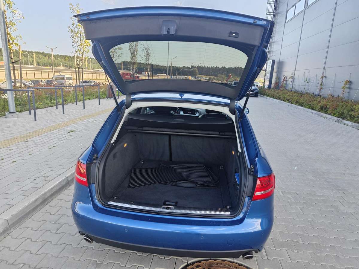 Audi A4, 3.0 l., wagon