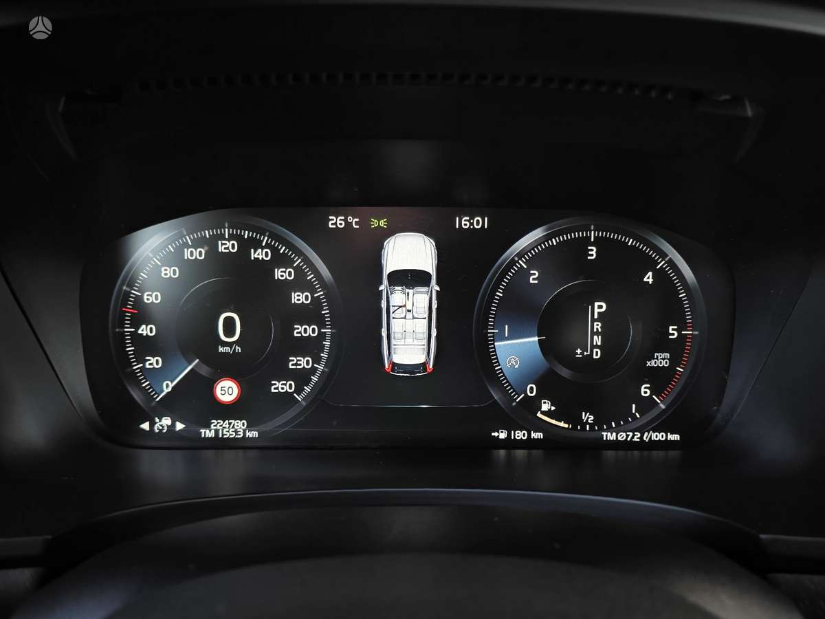 Volvo V90 Cross Country - 11