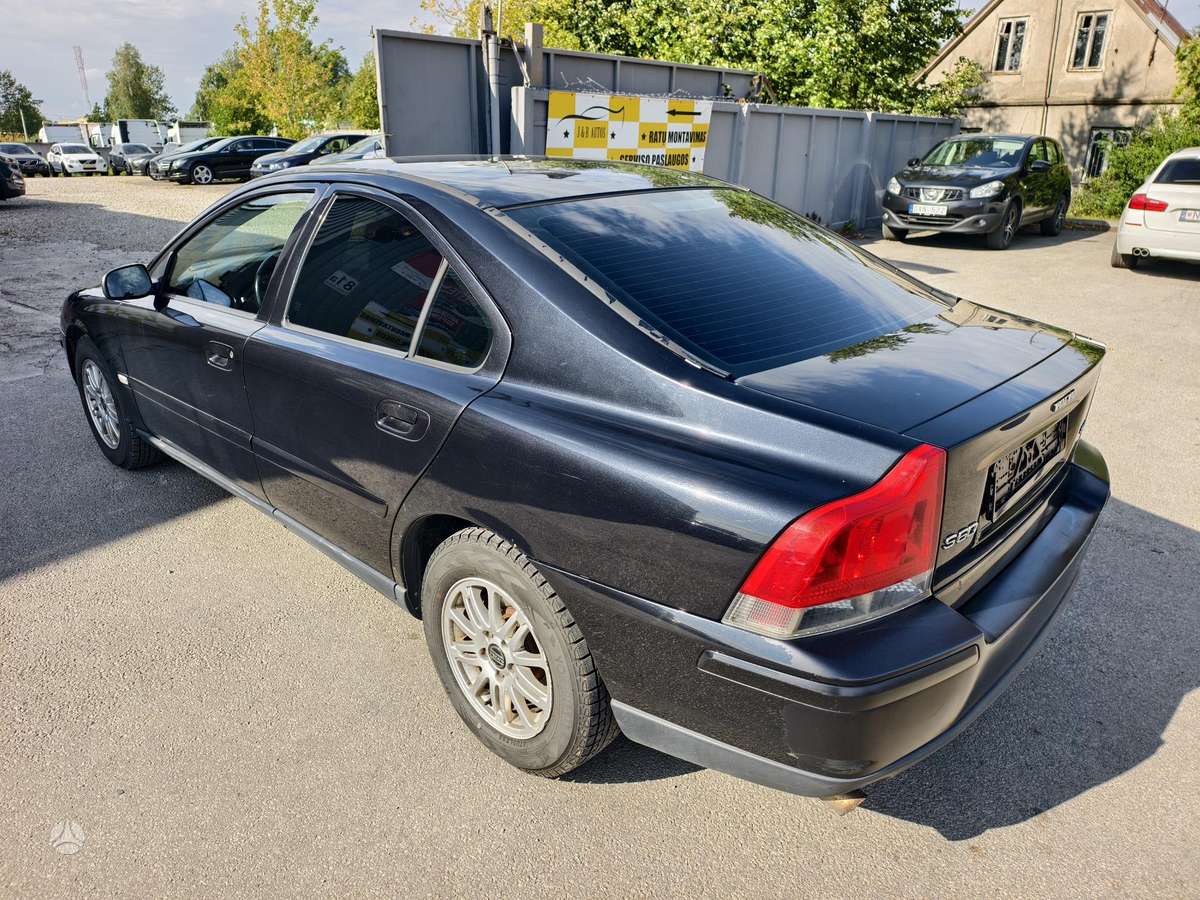 Volvo S60, 2.4 l., Седан