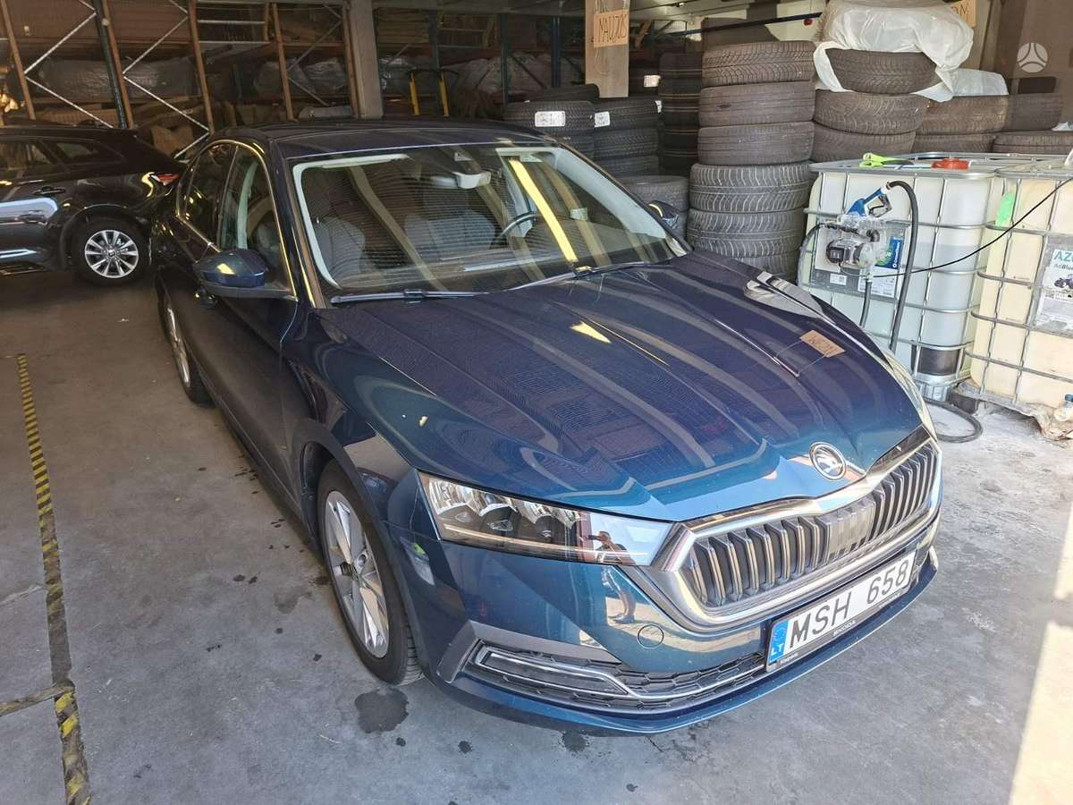 Škoda Octavia - 2