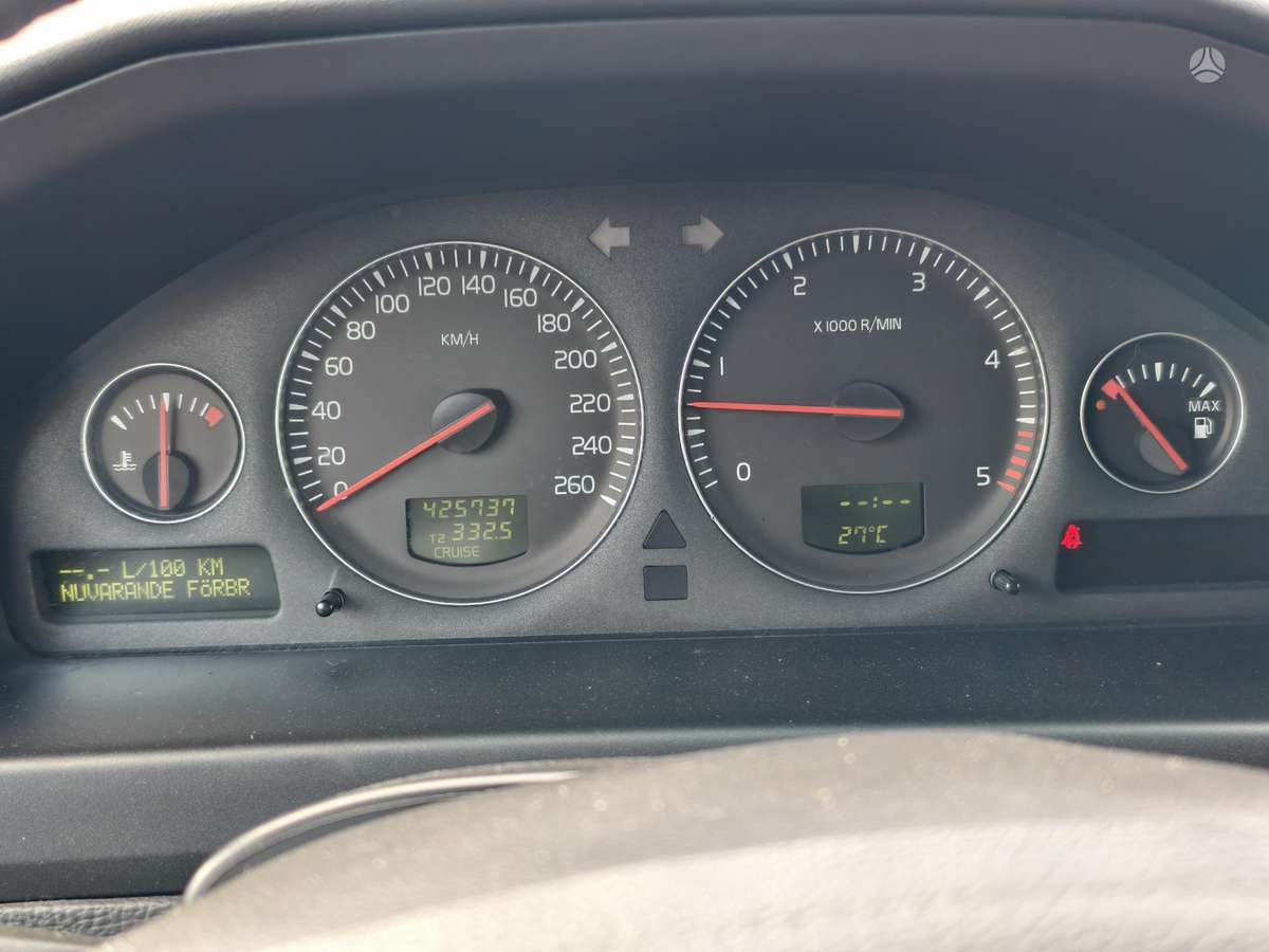 Volvo S60, 2.4 l., Седан