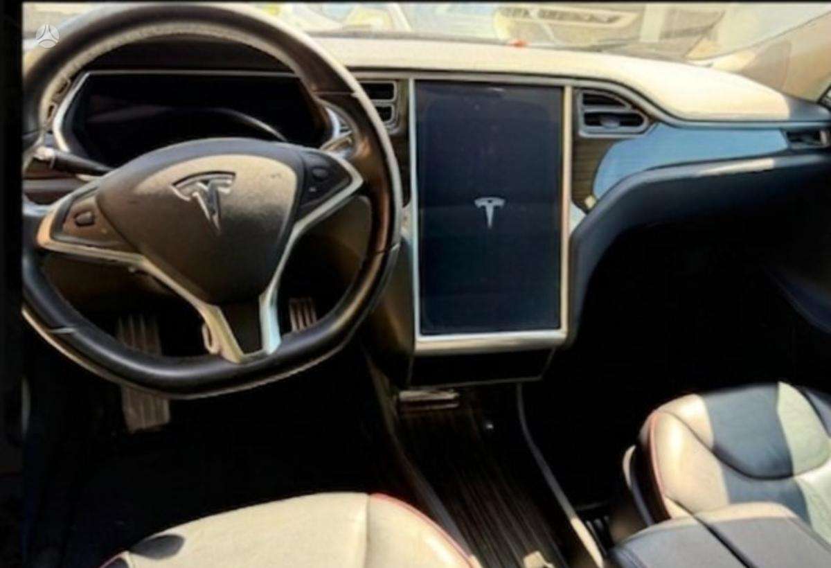 Tesla Model S, saloon / sedan
