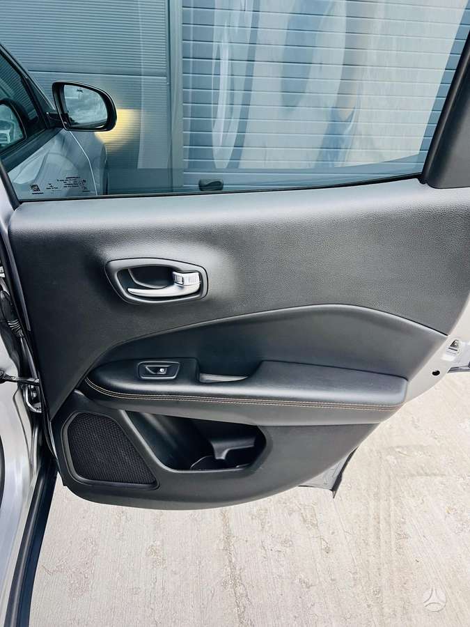 Jeep Compass, 2.0 l., Внедорожник / Кроссовер