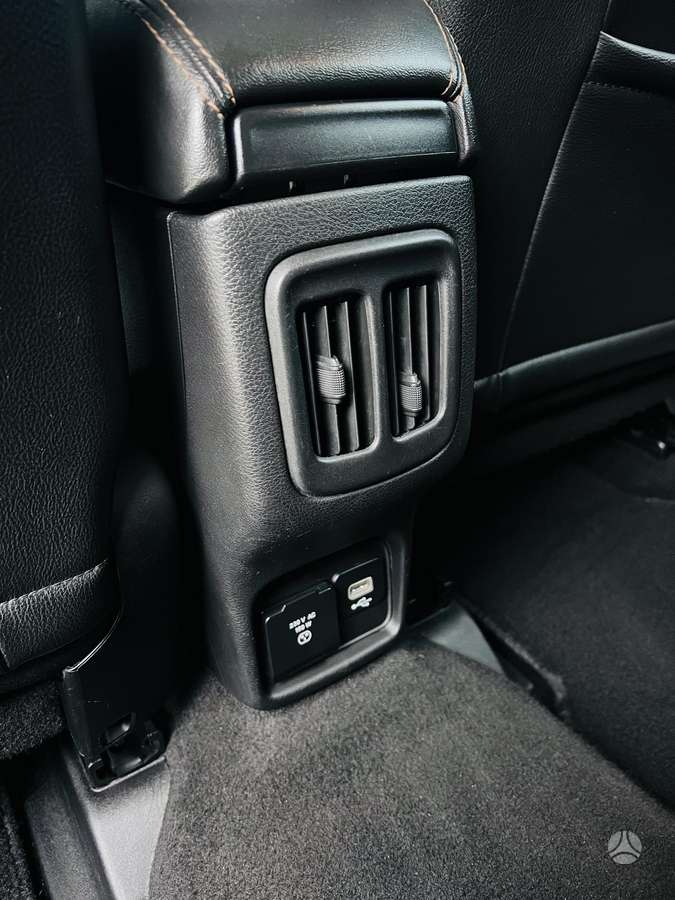 Jeep Compass, 2.0 l., off-road / crossover