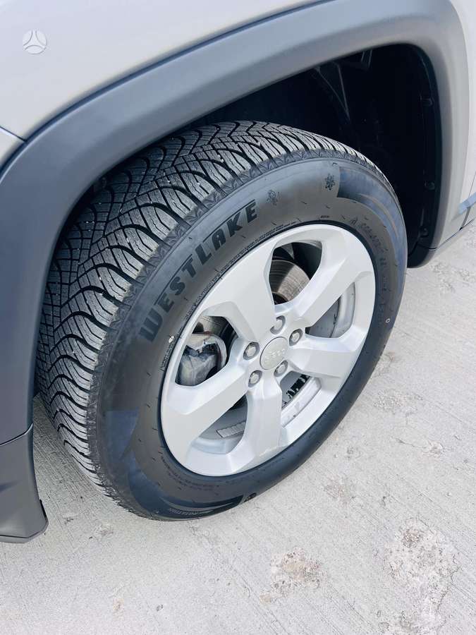 Jeep Compass, 2.0 l., off-road / crossover