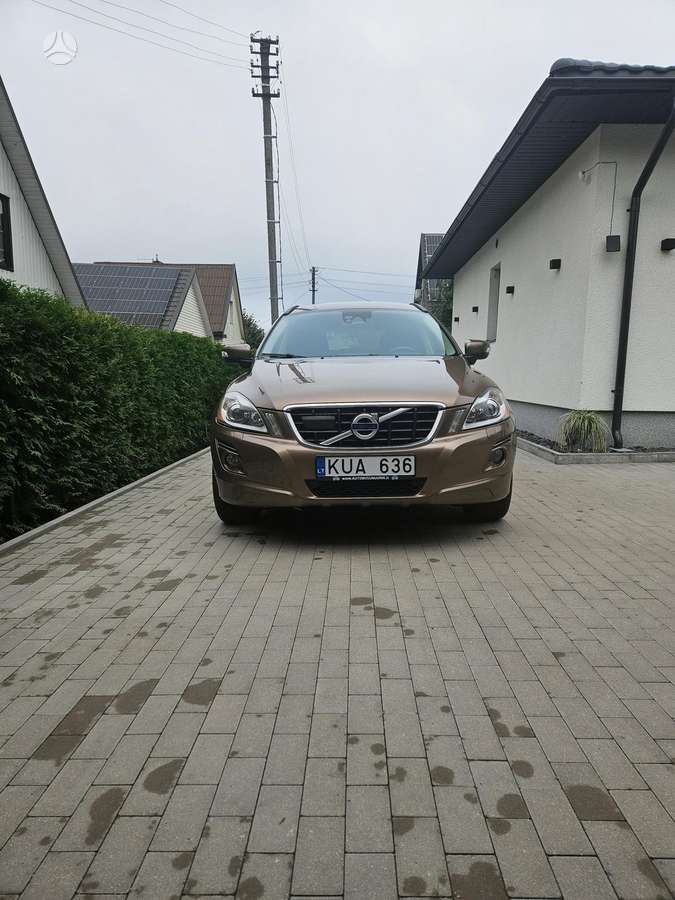 Volvo XC60 - 2