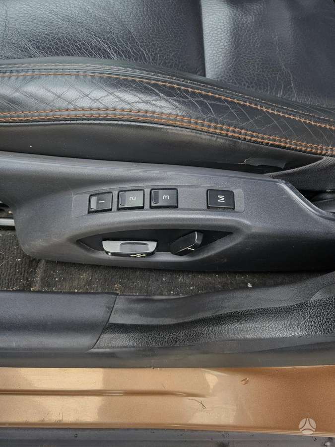 Volvo XC60 - 8