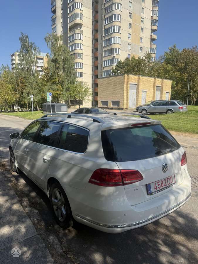 Volkswagen Passat - 3