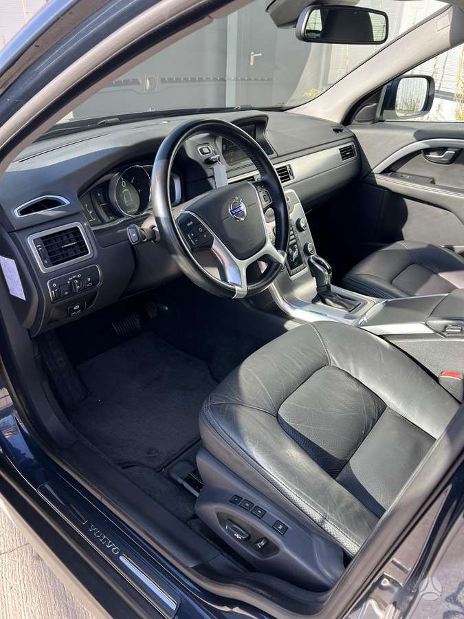 Volvo XC70, 2.4 l., Универсал