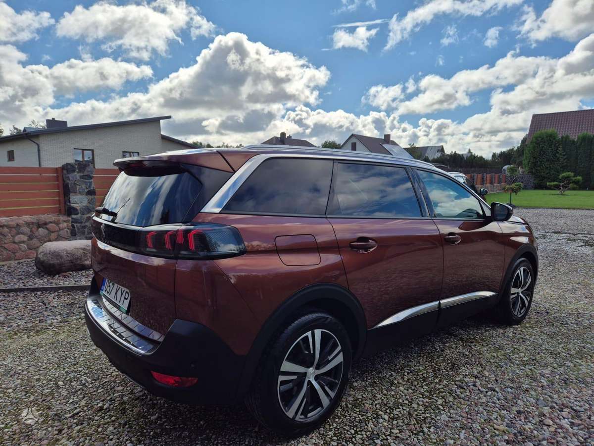 Peugeot 5008 - 12