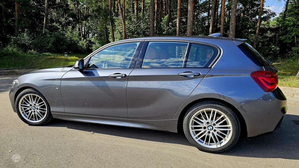 BMW 118, 1.5 l., hatchback