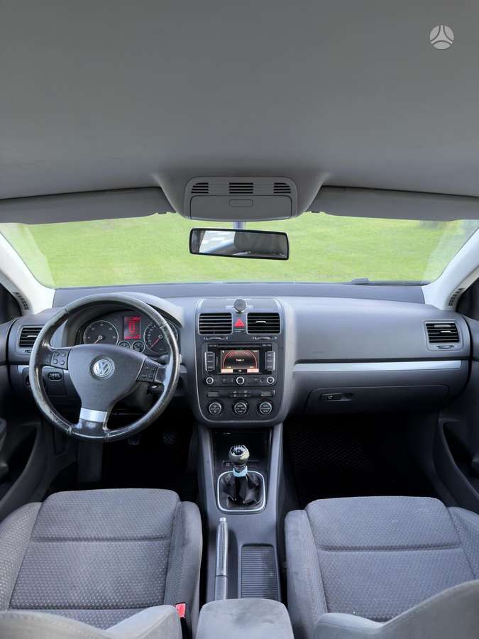 Volkswagen Golf - 7