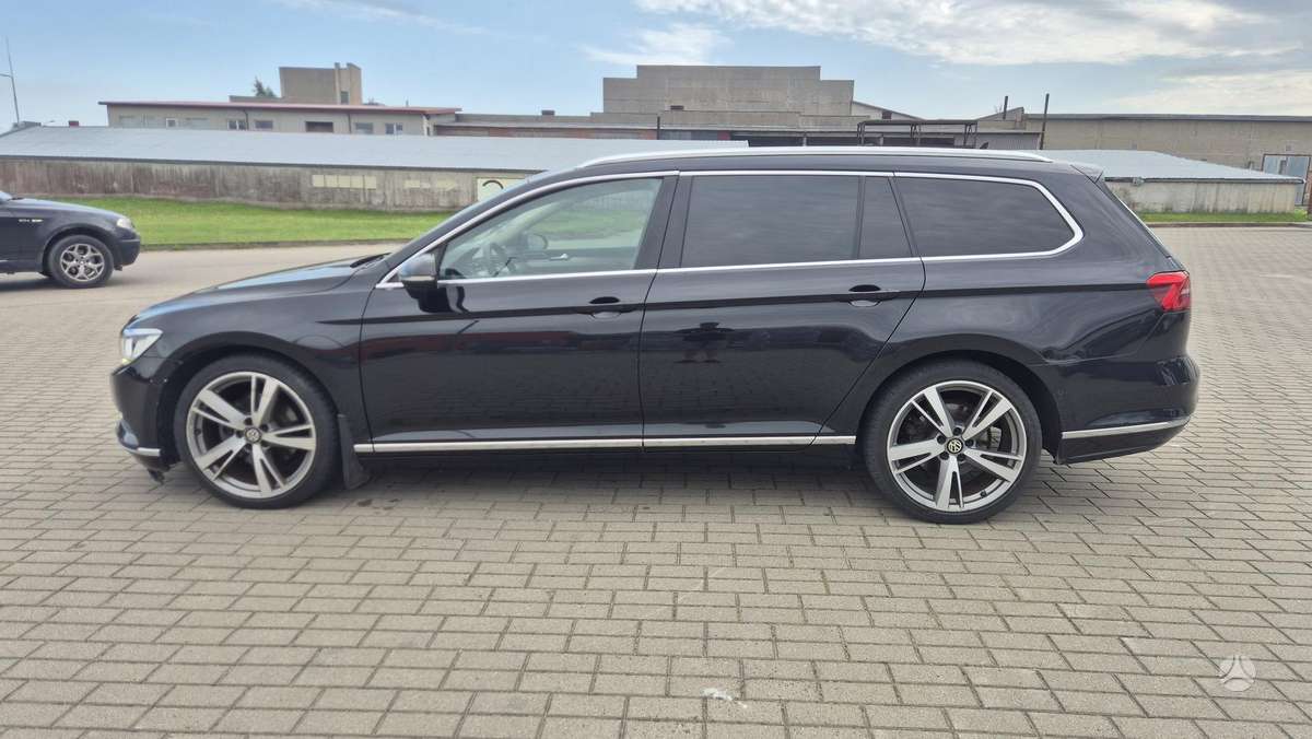 Volkswagen Passat - 2