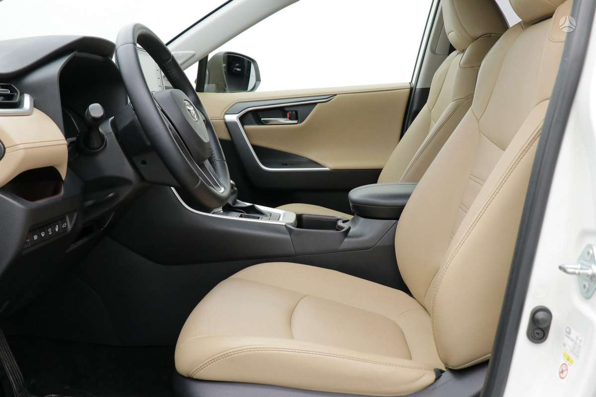 Toyota RAV4 - 12