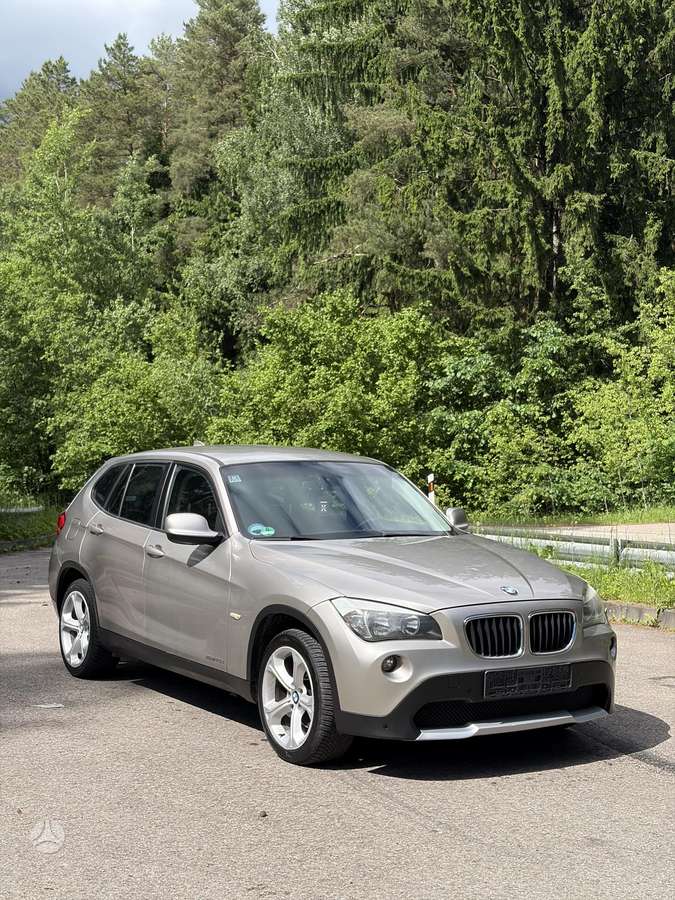 BMW X1, 2.0 l., mpv / minivan
