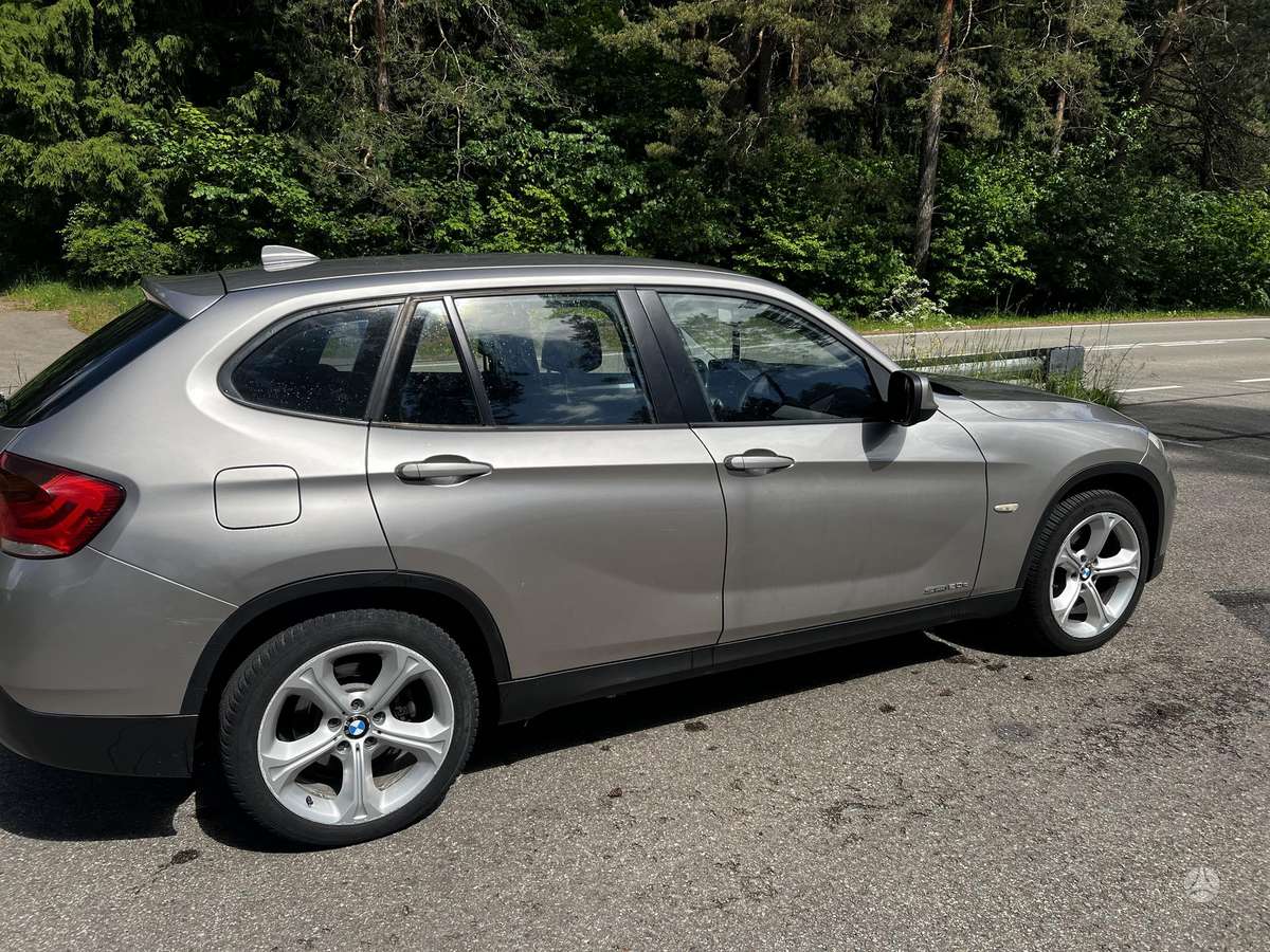 BMW X1, 2.0 l., mpv / minivan