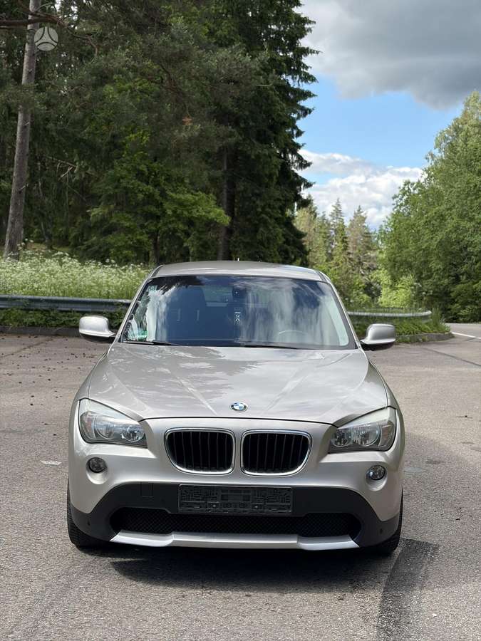BMW X1, 2.0 l., mpv / minivan