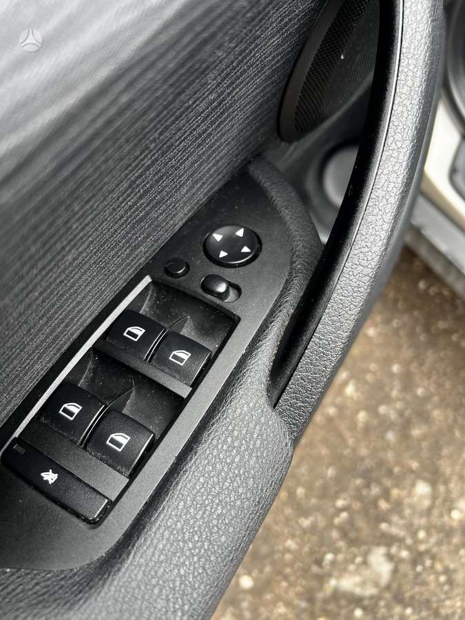 BMW X1, 2.0 l., mpv / minivan
